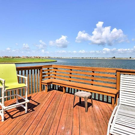 Waterfront Corpus Christi Townhome With Pool And Dock! Экстерьер фото