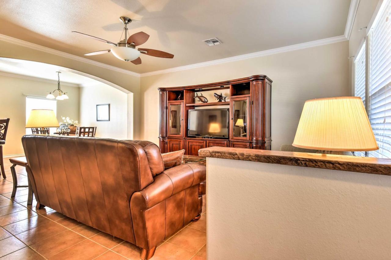 Waterfront Corpus Christi Townhome With Pool And Dock! Экстерьер фото