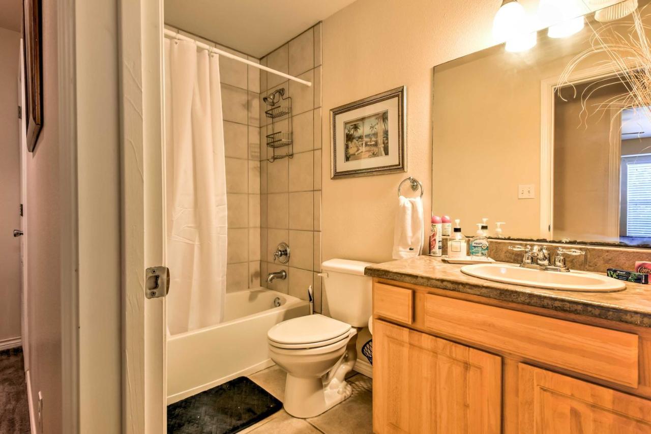 Waterfront Corpus Christi Townhome With Pool And Dock! Экстерьер фото