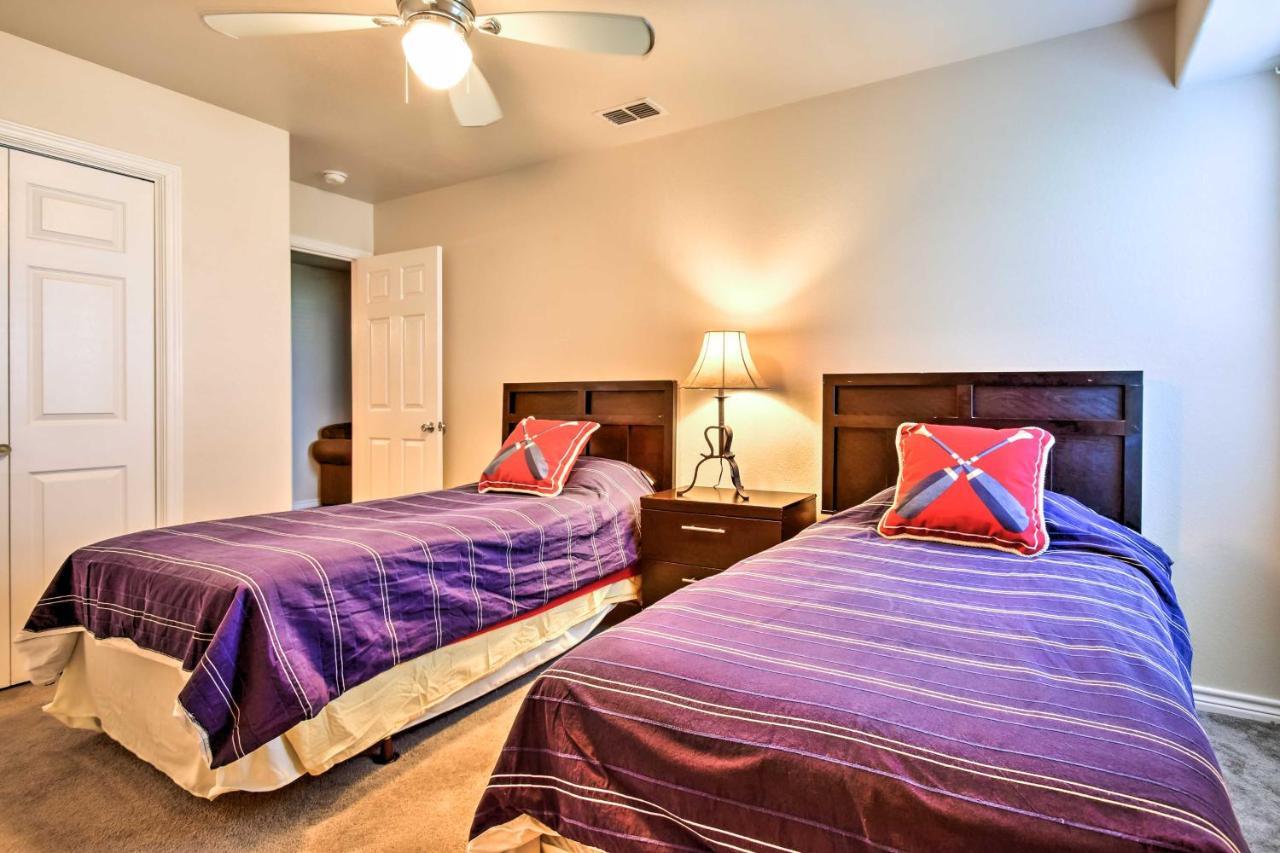 Waterfront Corpus Christi Townhome With Pool And Dock! Экстерьер фото